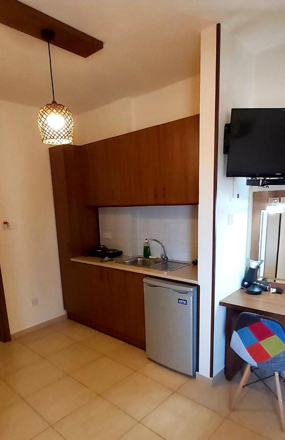 Appartamento Lakis Court Larnaca Esterno foto